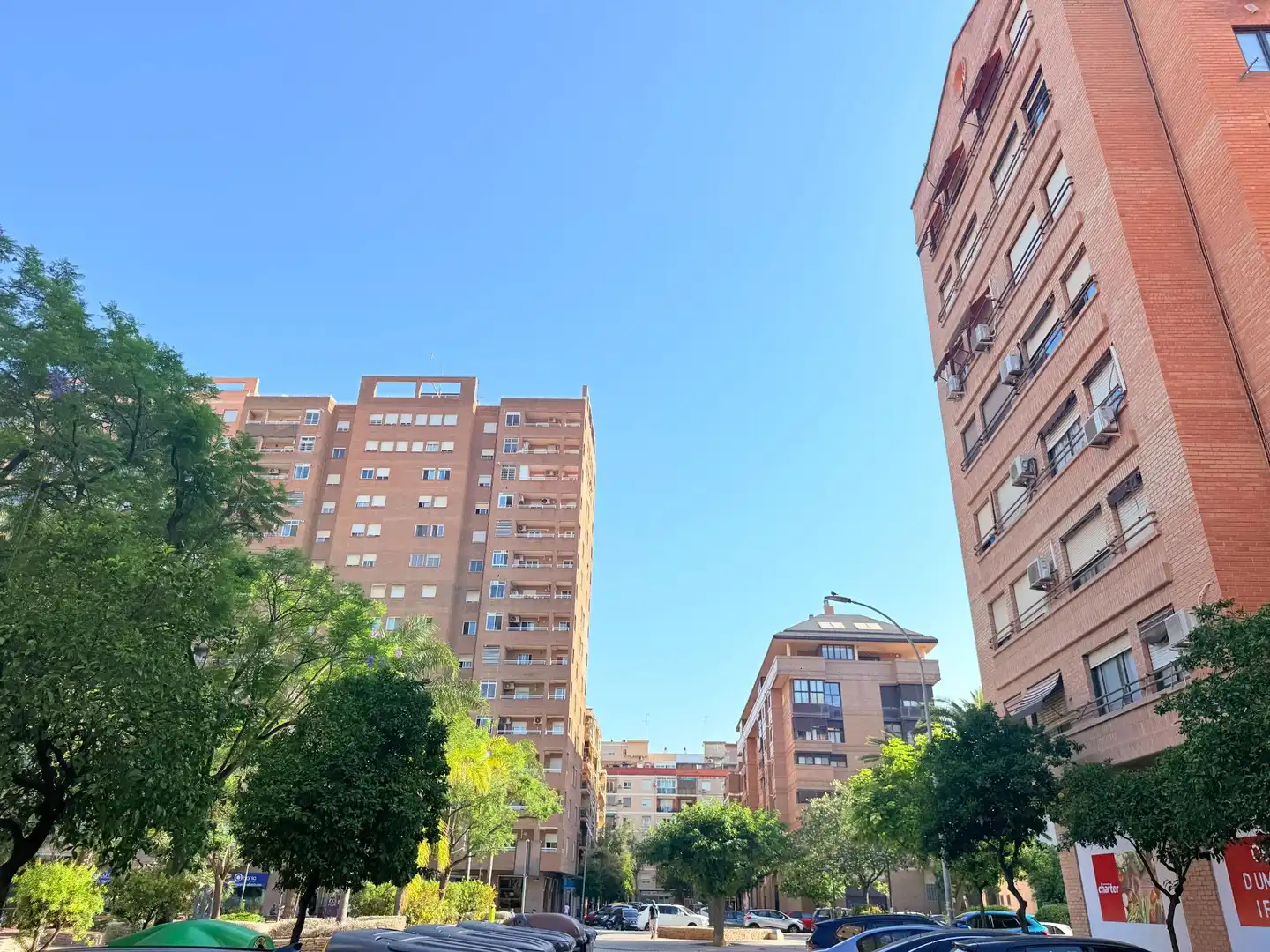 Vista exterior de Garatge en venda en Valencia