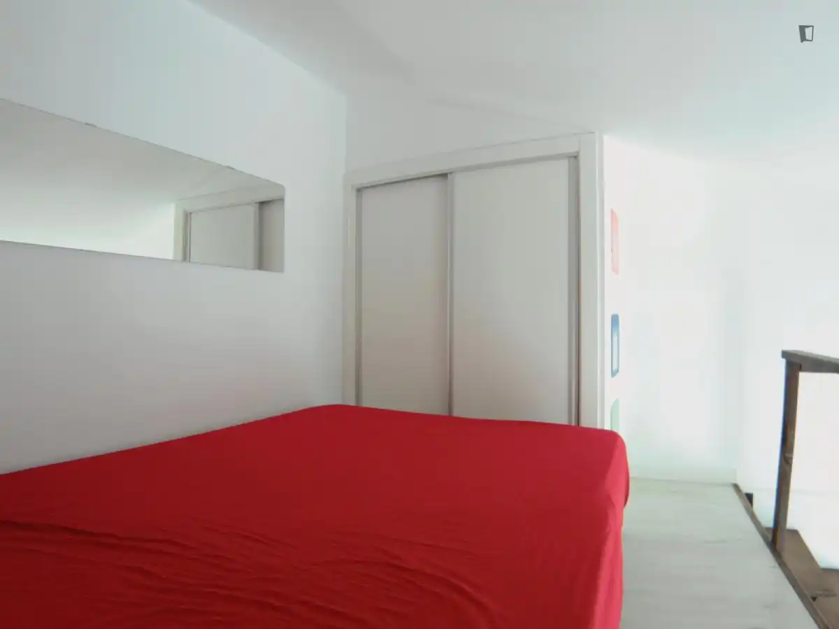 Estudi de lloguer a Valdeacederas