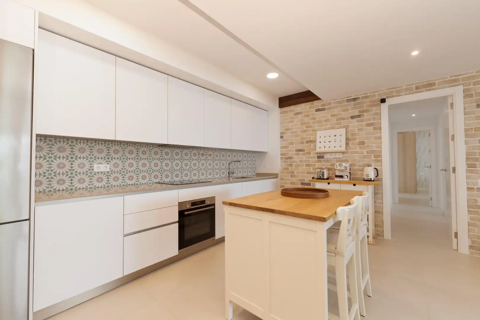 Kitchen of Flat for sale in Rincón de la Victoria  with Air Conditioner and Community pool
