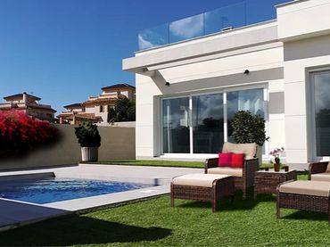 Chalet con piscina en venta en Los Montesinos