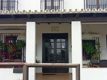 Hotel zum Verkauf in El Rocío