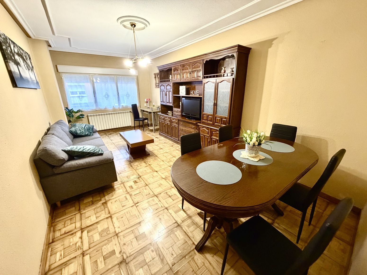 Living room of Flat for sale in Gijón   with Heating, Parquet flooring and Terrace