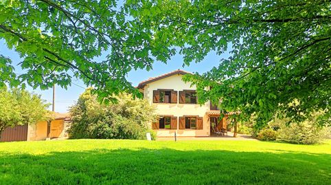 EXCLUSIVA CASA CON ENCANTO EN REVILLA