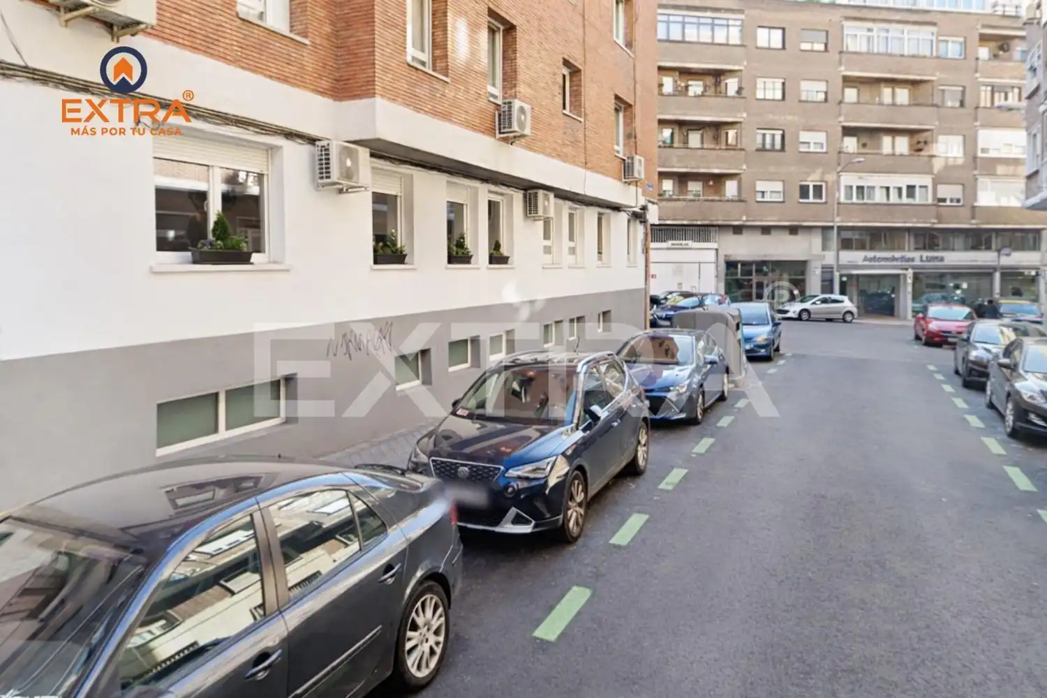 Aparcament de Local en venda en Madrid amb Aire condicionat
