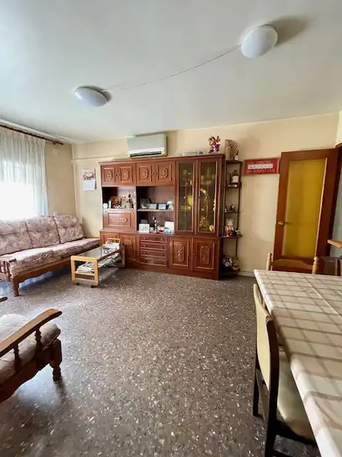 Piso en venta en Les Clotes