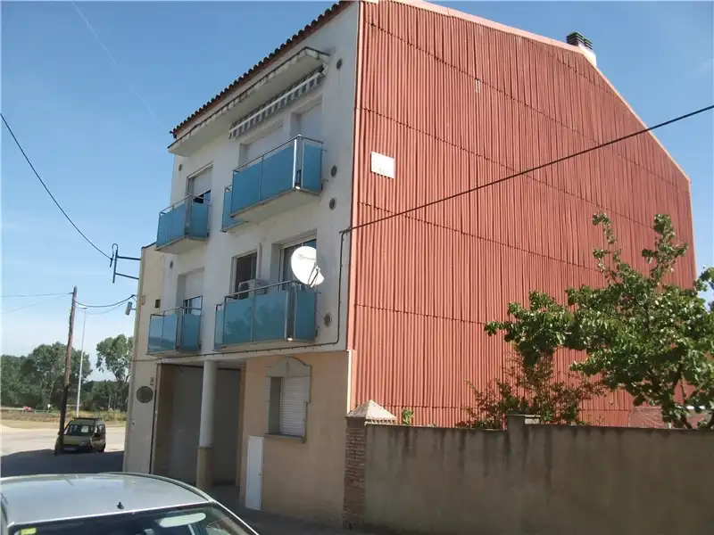 Vista exterior de Garaje en venta en Llagostera