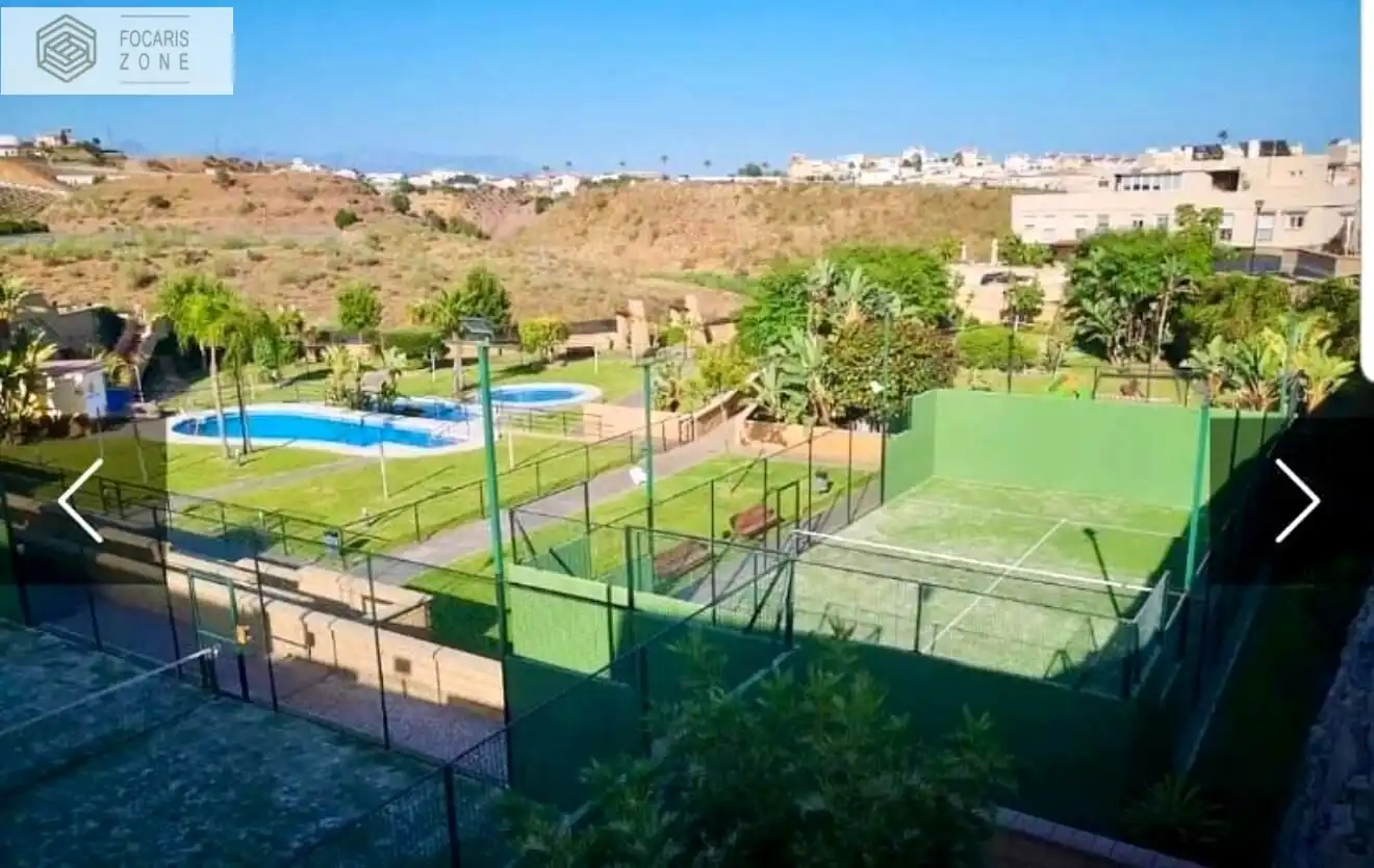 Jardí de Casa adosada en venda en Vélez-Málaga amb Aire condicionat i Piscina comunitària