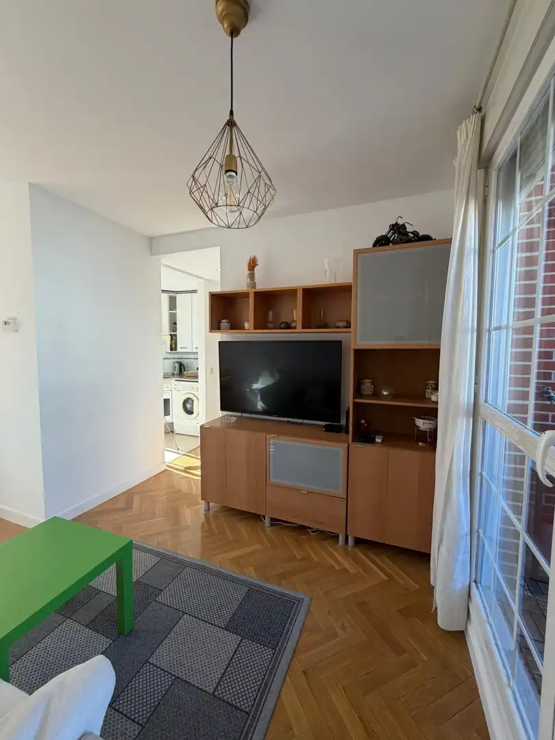 Wohnung zur Miete in Calle MARQUES DE VIANA, Valdeacederas