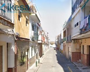 Exterior view of Flat for sale in  Sevilla Capital  with Terrace