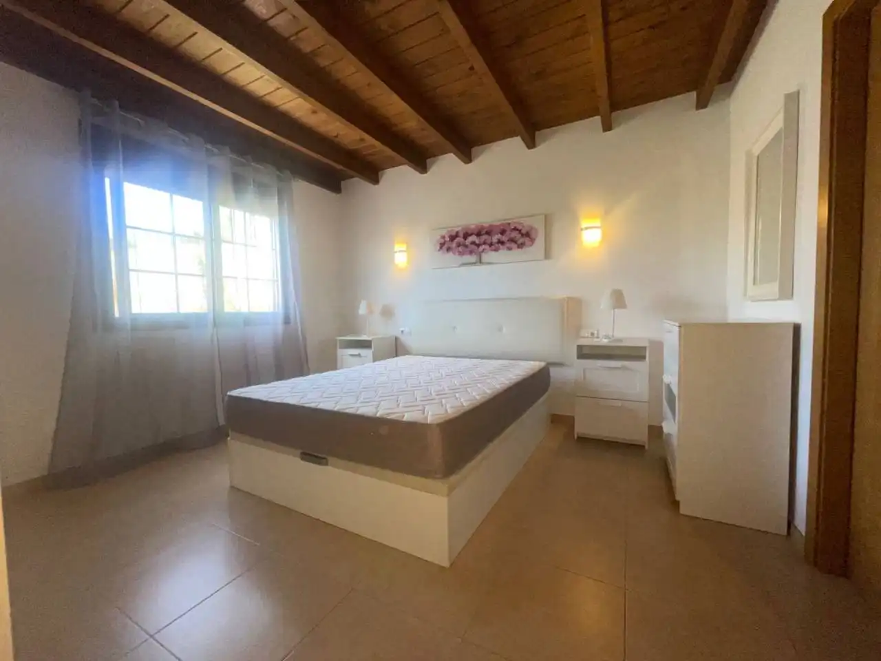 Habitación de Casa o chalet de alquiler en Estepona con Calefacción, Jardín privado y Terraza
