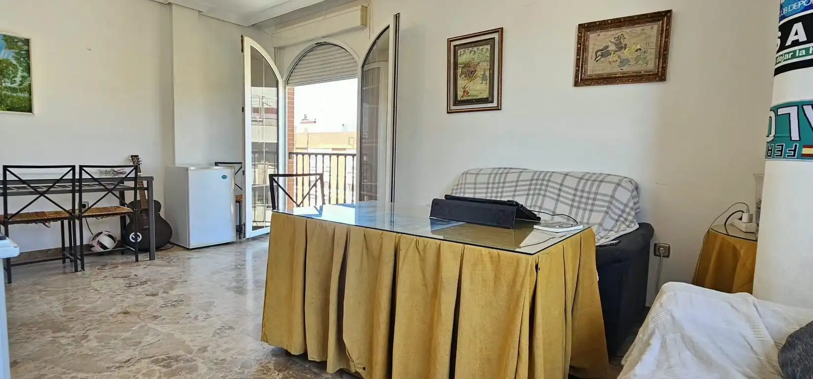 Dormitori de Pis en venda en Córdoba amb Aire condicionat i Calefacció