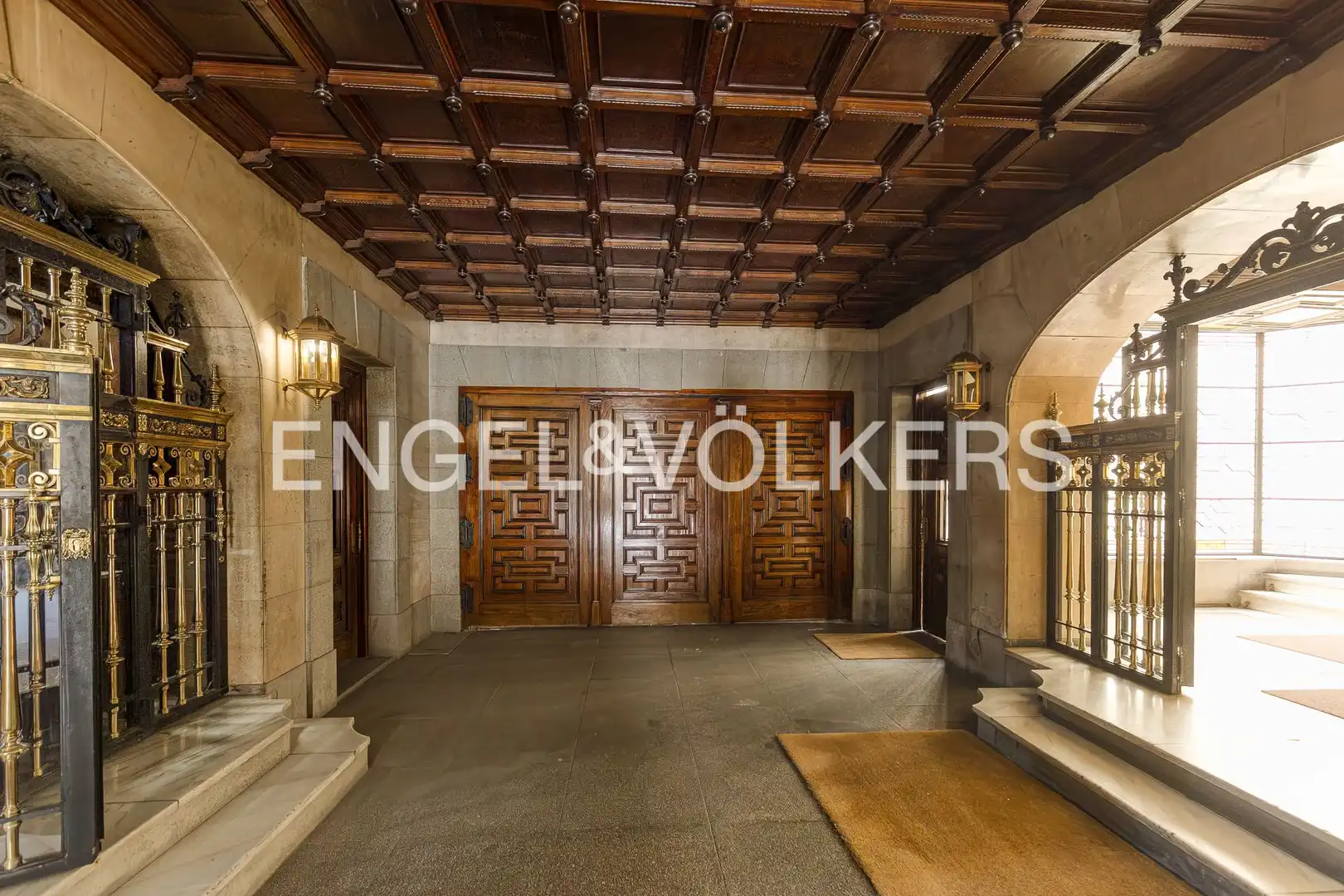Flat for rent in Madrid  with Air Conditioner, Heating and Balcony