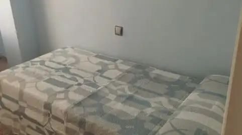Schlafzimmer von Wohnung zur Miete in Burjassot mit Klimaanlage, Möbliert und Ofen