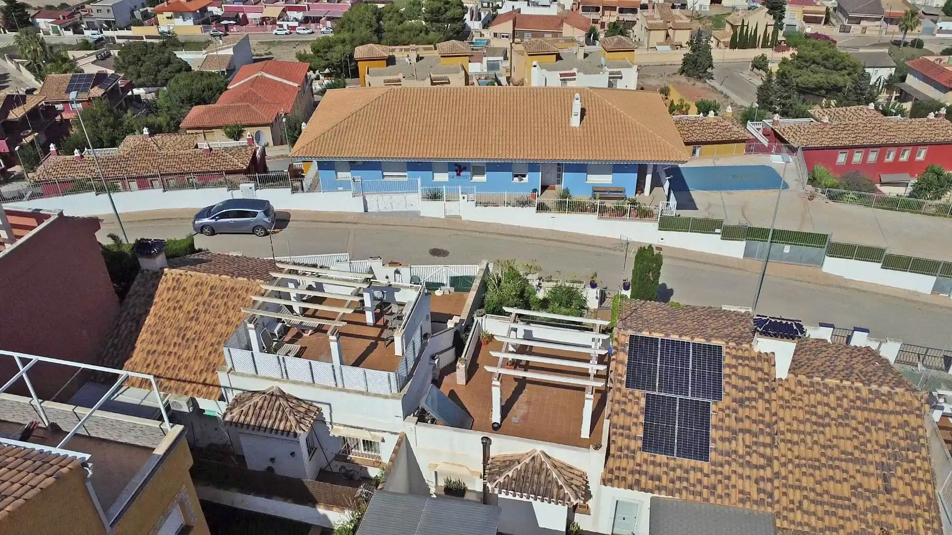 Vista exterior de Casa adosada en venta en Cartagena con Terraza, Amueblado y Piscina comunitaria