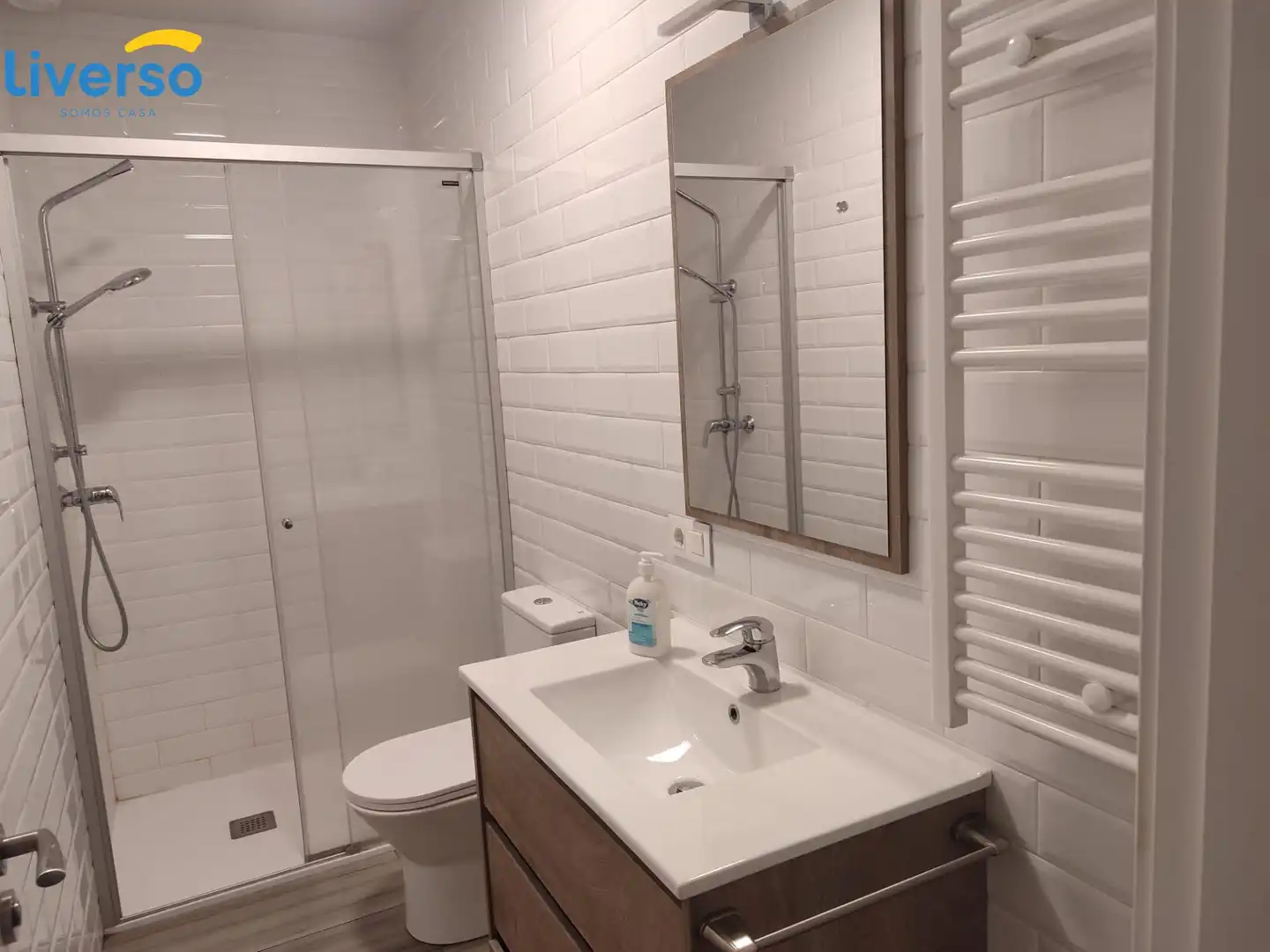 Bathroom of Apartments for rent in Villalbilla de Burgos  with Furnished