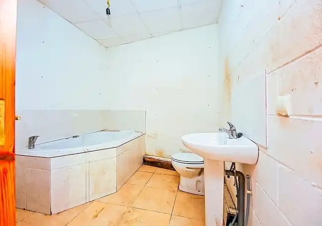 Bany de Casa adosada en venda en Móra d'Ebre