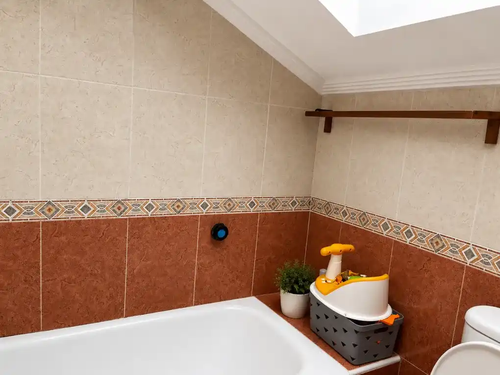 Baño de Casa o chalet en venta en Llanes con Calefacción, Jardín privado y Terraza