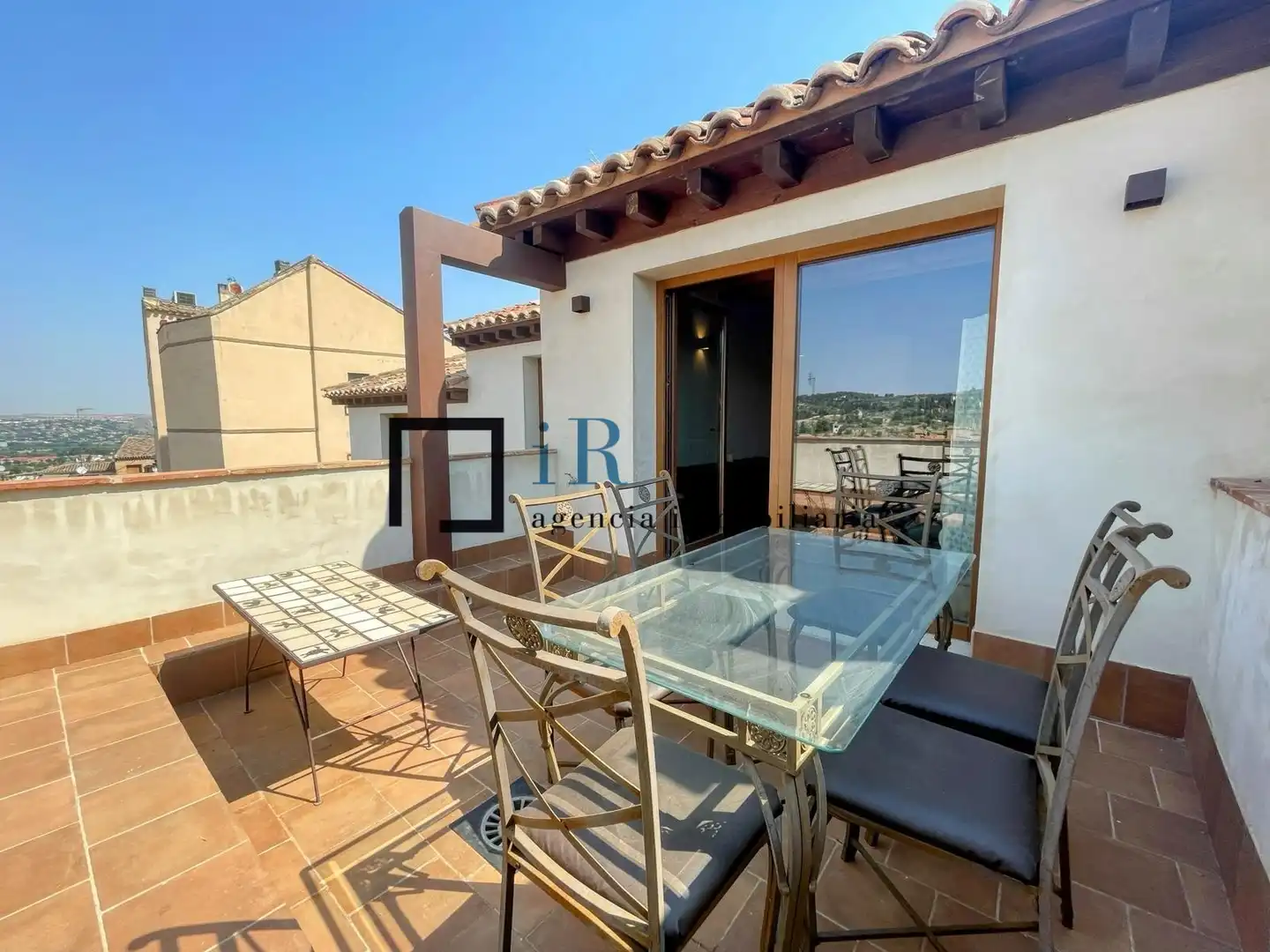 Terrace of Detached homes for rent in Toledo  with Air Conditioner, Heating and Terrace