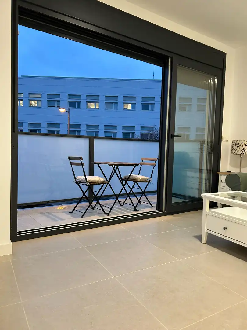 Flat for rent in Calle Lopéz de Neira, Campus de la Salud