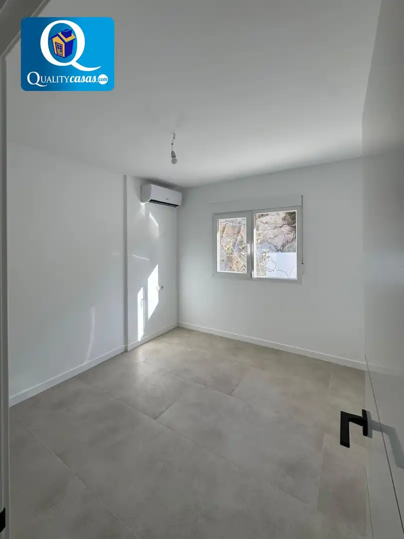 Bedroom of Detached homes for sale in El Campello  with Air Conditioner, Heating and Terrace