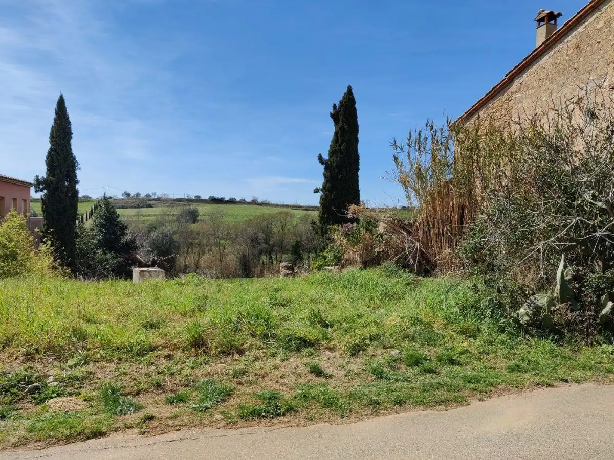 Terreny residencial en venda a Lladó