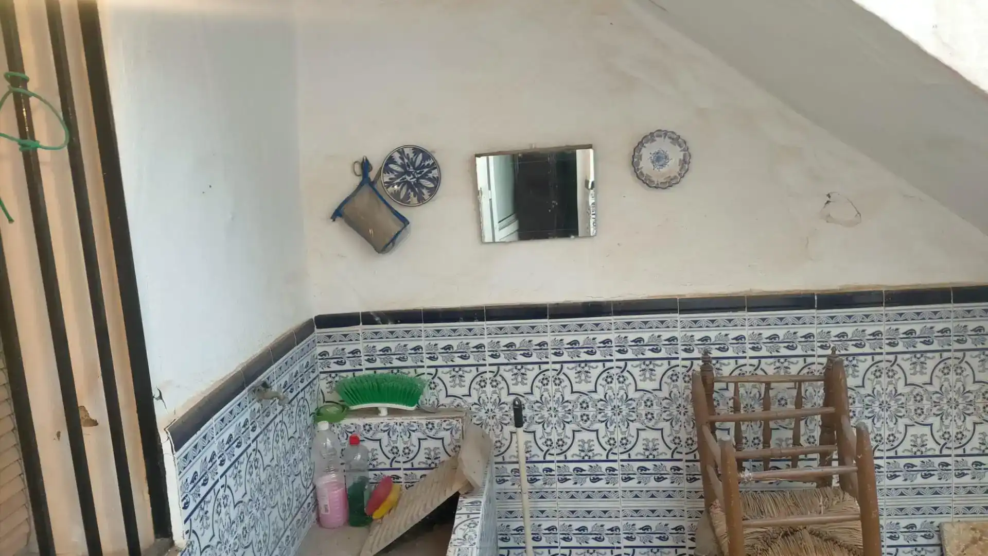 Baño de Piso en venta en Usagre con Trastero, Amueblado y Horno