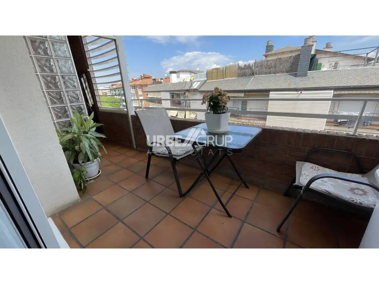 Exterior view of Flat for sale in Sant Andreu de la Barca  with Heating, Terrace and Storage room