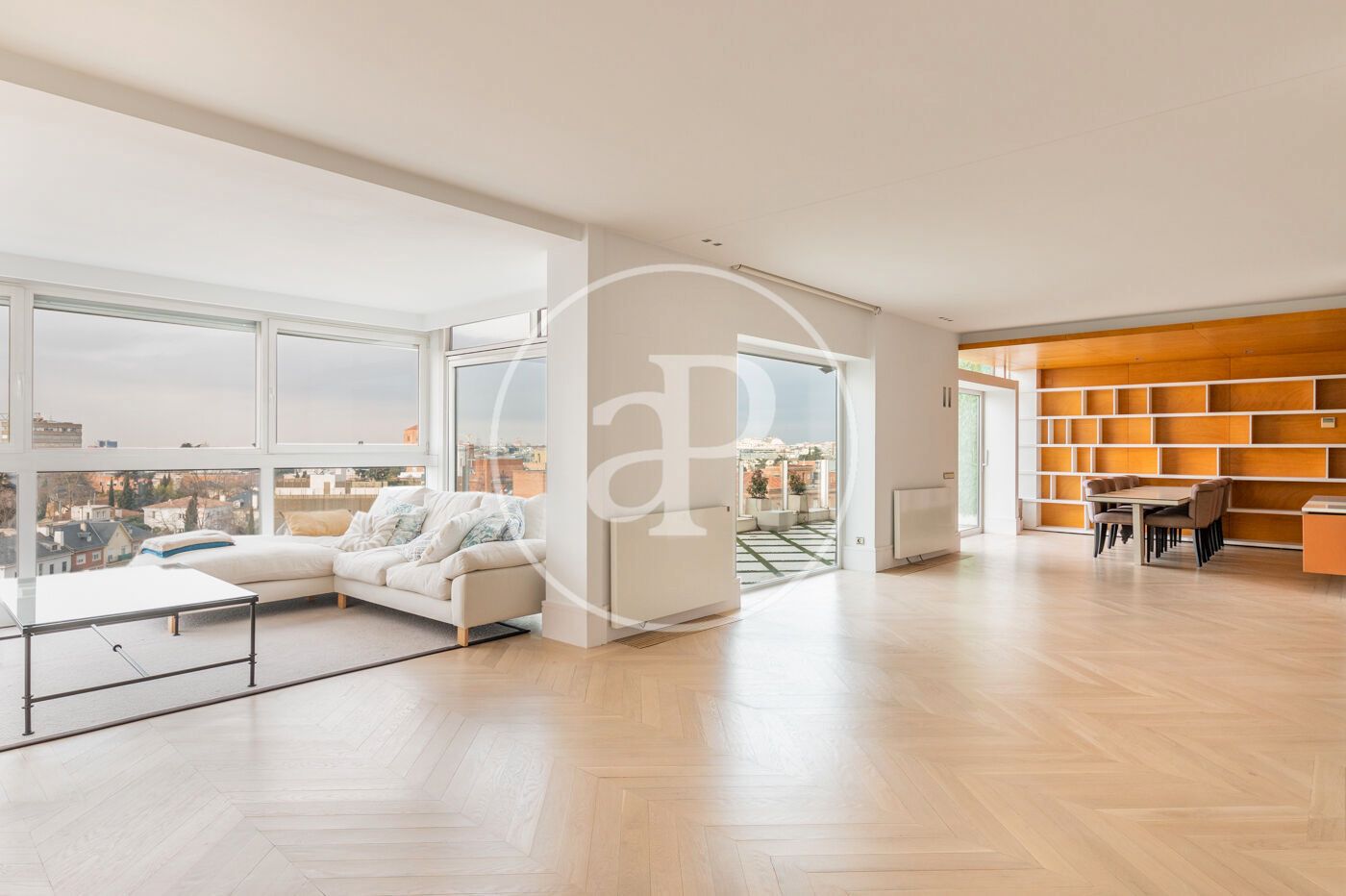 Living room of Attic to rent in  Madrid Capital  with Air Conditioner, Heating and Terrace