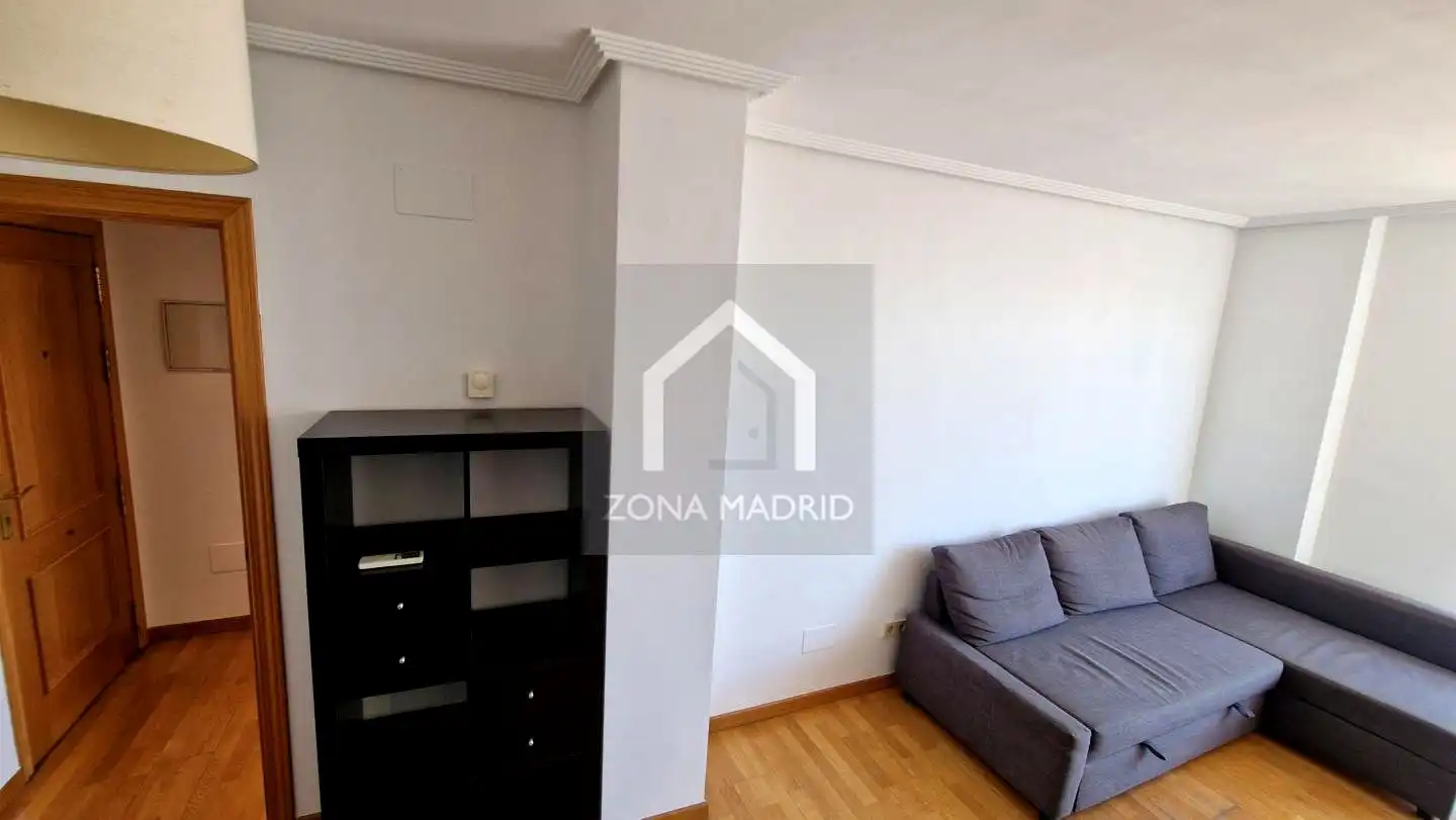 Sala de estar de Piso de alquiler en Madrid con Aire acondicionado y Amueblado