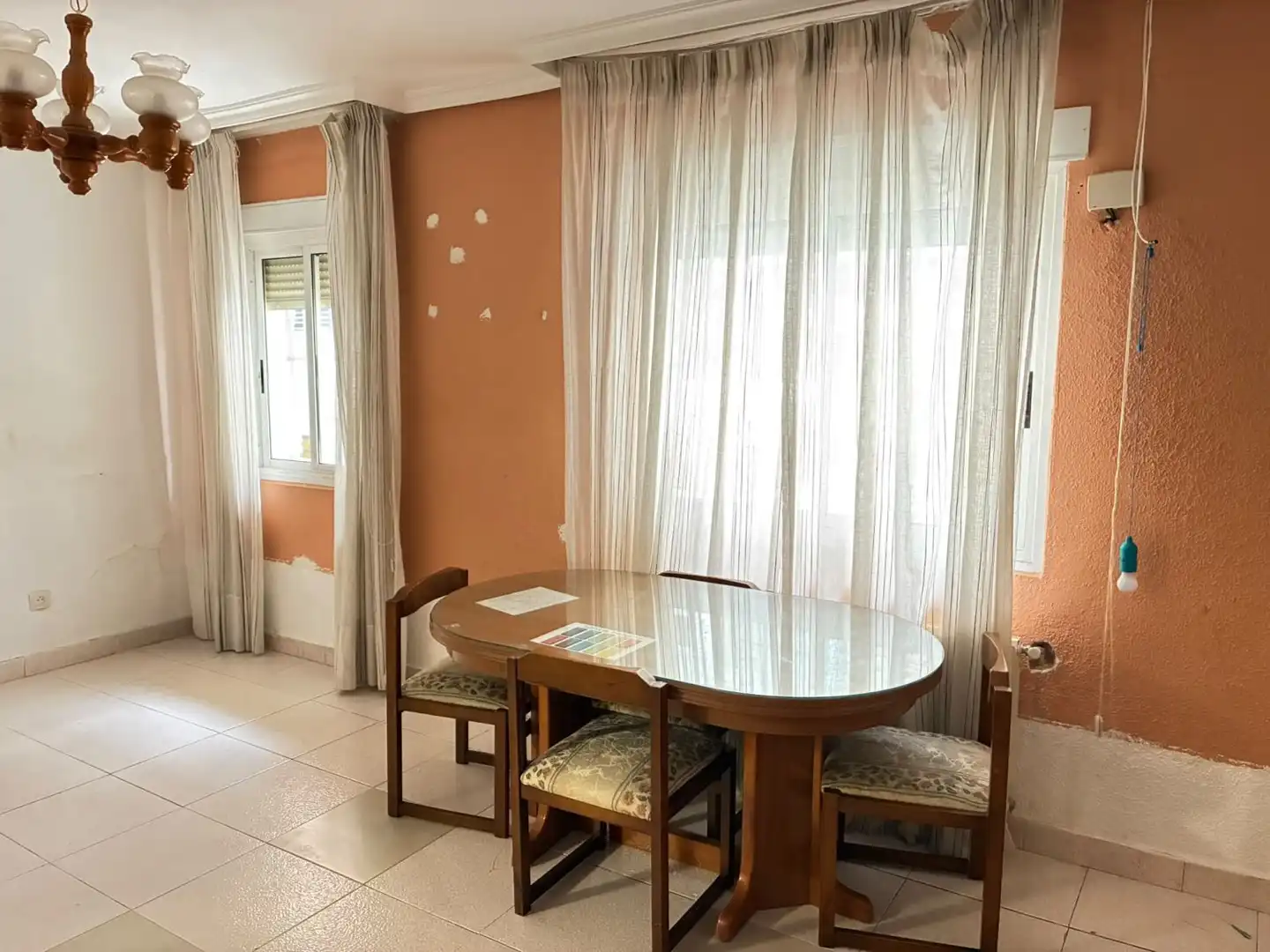 Comedor de Piso en venta en Albacete con Calefacción