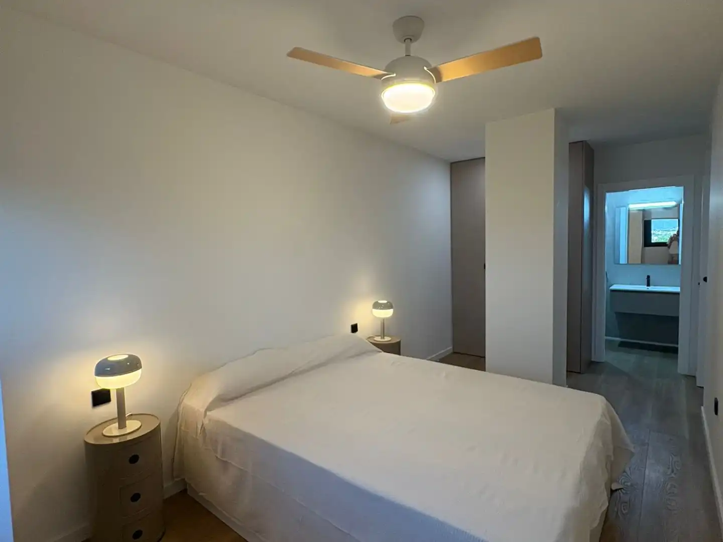 Schlafzimmer von Wohnung zur Miete in Murcia mit Klimaanlage, Heizung und Terrasse