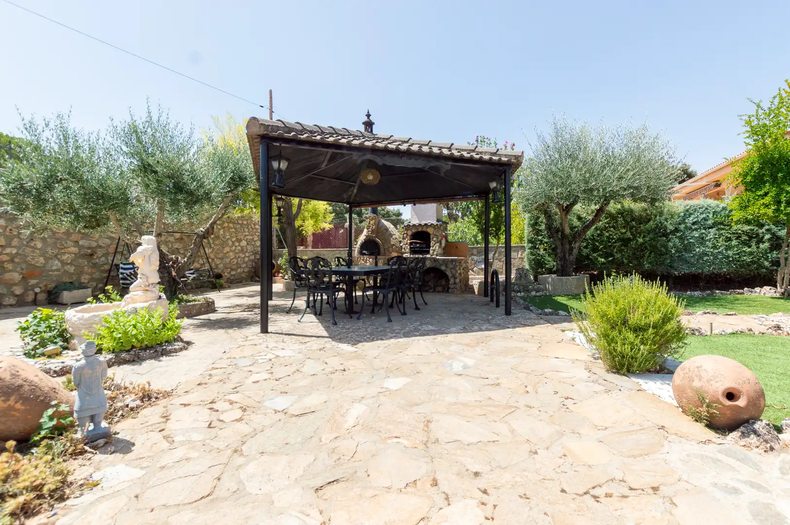Terraza de Casa o chalet en venta en Hontoba con Calefacción, Jardín privado y Terraza