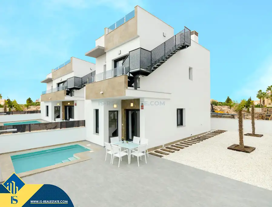 Villa avec piscine à vendre à Zona Carrefour - Urbanizaciones