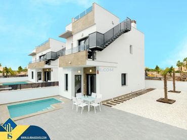 Villa avec piscine à vendre à Zona Carrefour - Urbanizaciones