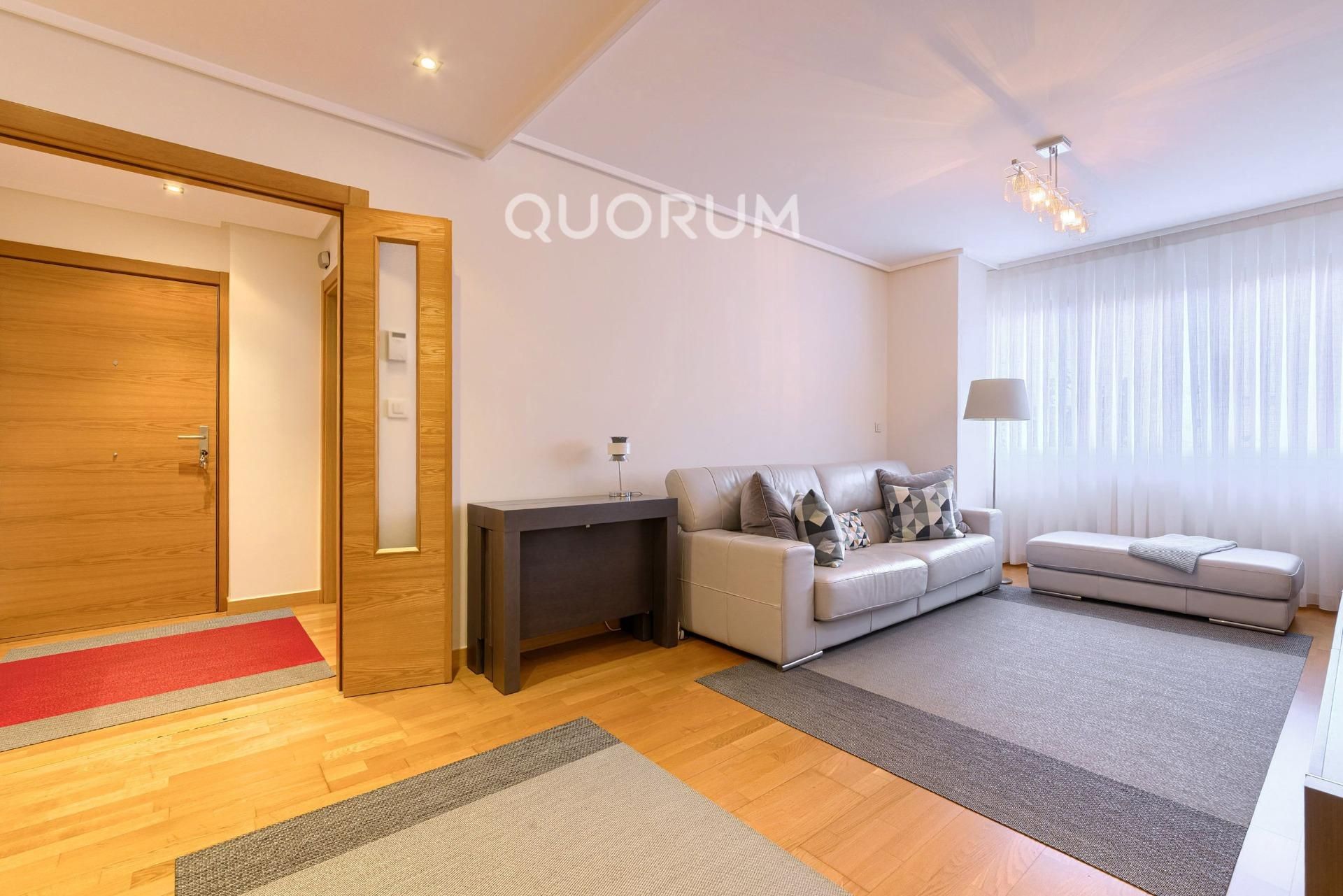 Sala de estar de Piso en venta en Barakaldo  con Calefacción, Trastero y Balcón