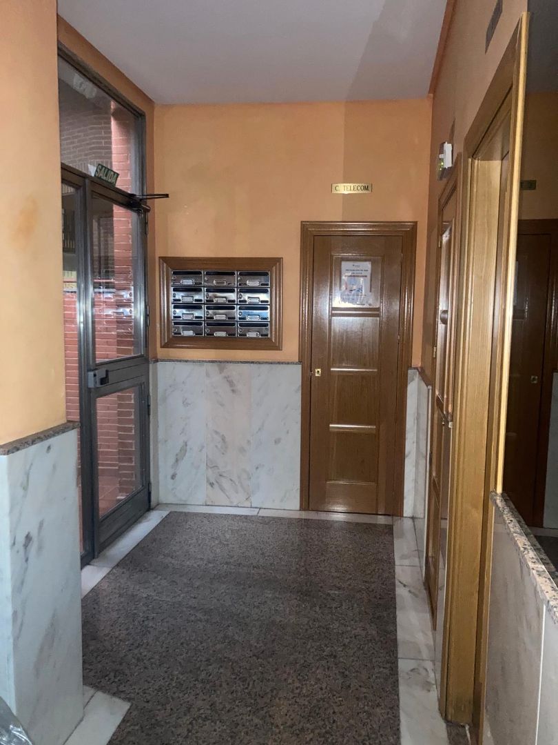 Traster en venda a Calle Banderas de Castilla, 28, Centro - Corte Inglés