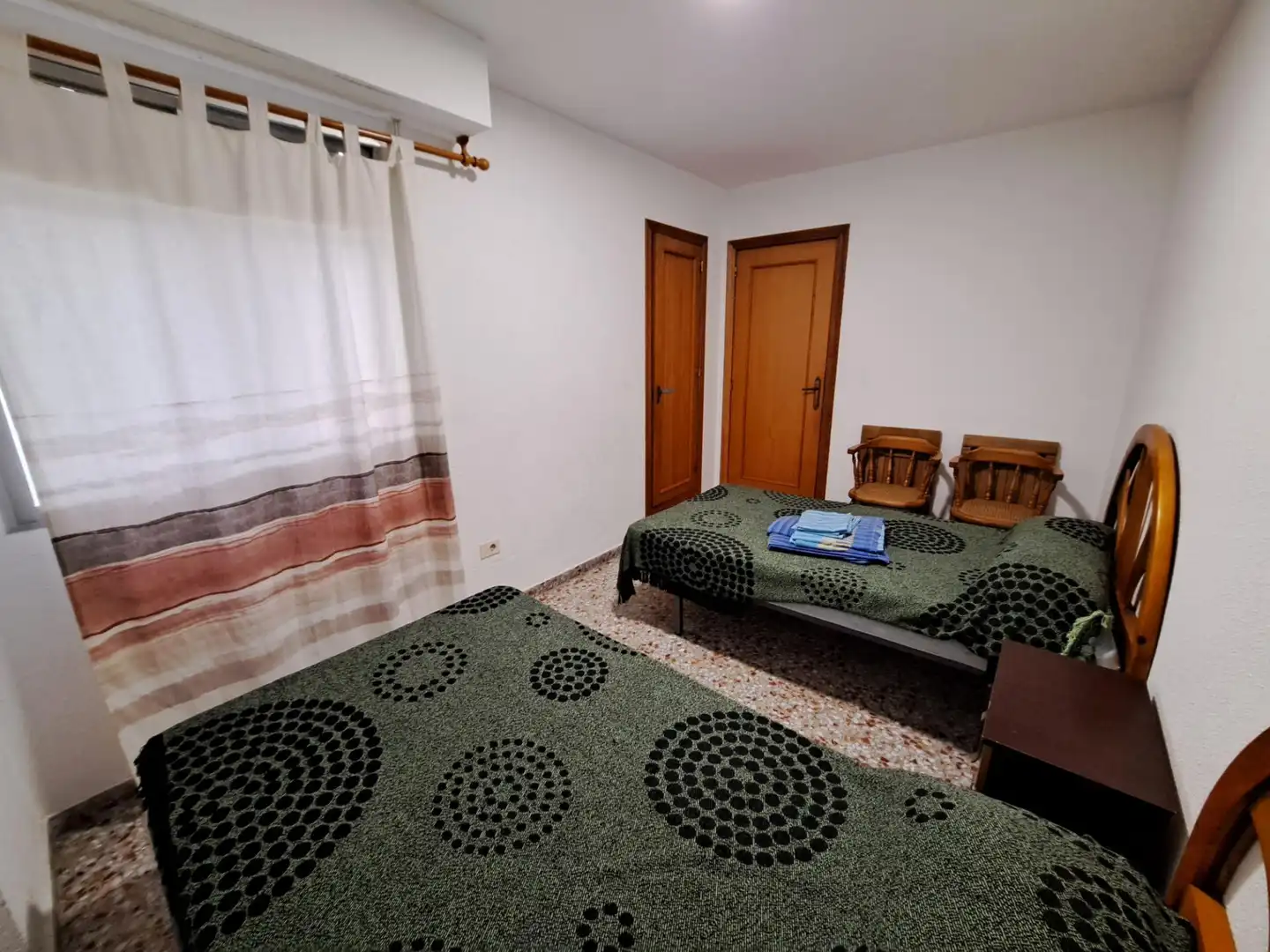 Dormitori de Apartament de lloguer en Sueca amb Terrassa, Moblat i Balcó