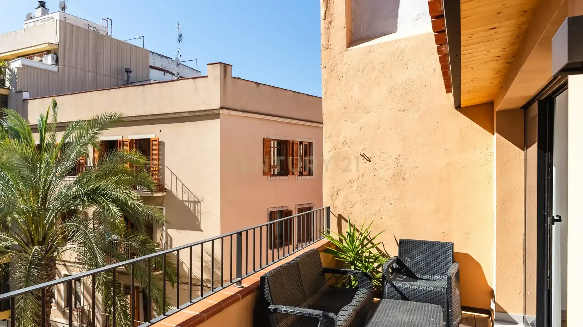 Balcony of Houses for sale in Vilanova i la Geltrú  with Air Conditioner and Alarm