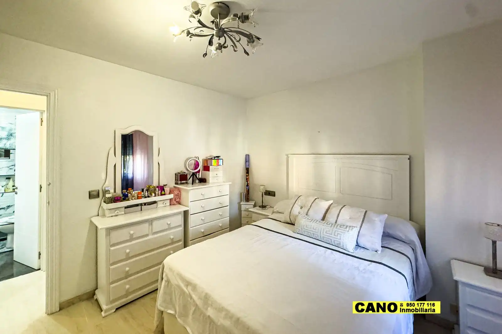 Flat for sale in de Alicun, El Parador de las Hortichuelas