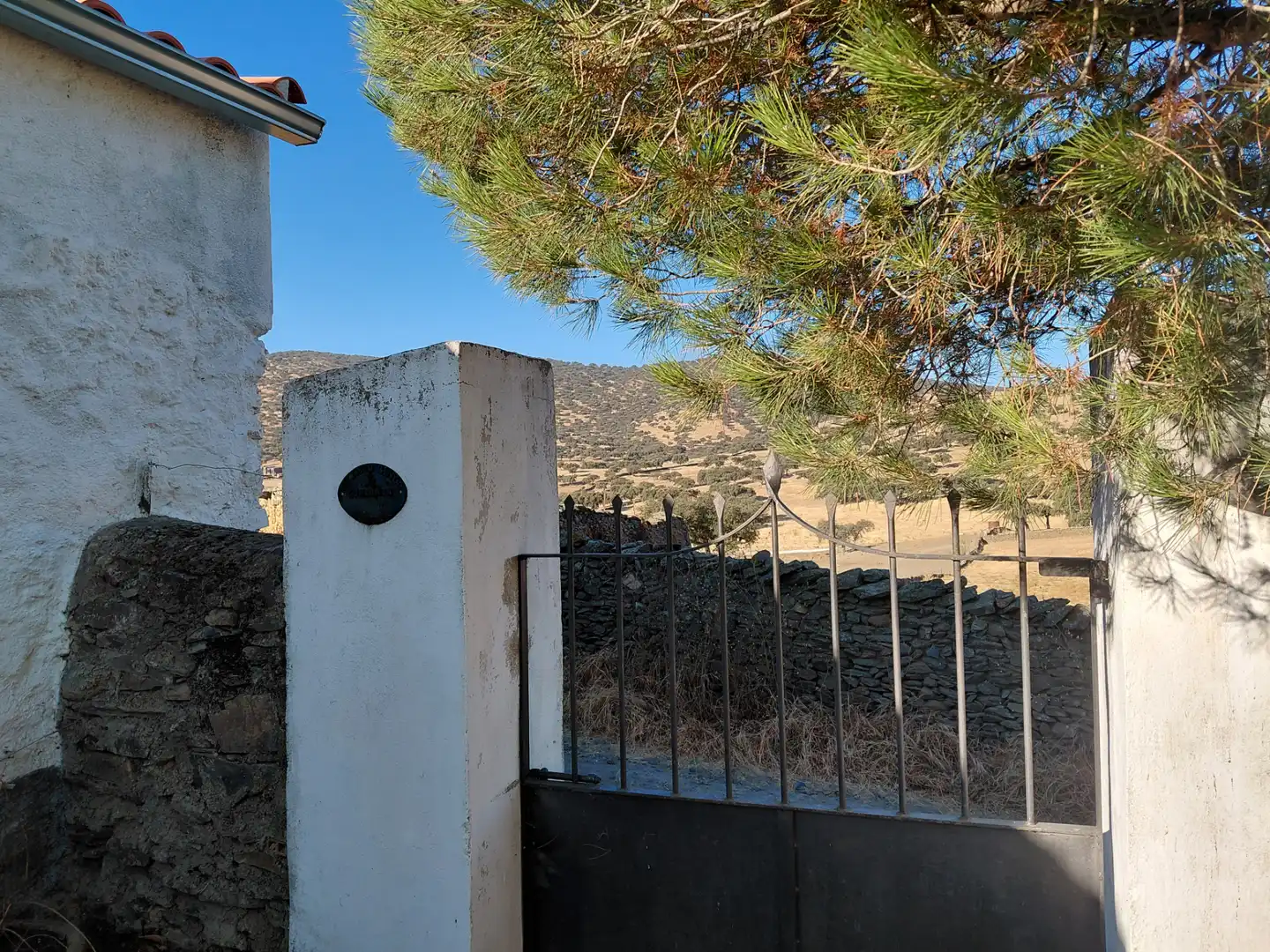Finca rústica en venta en Segura de León con Jardín privado, Terraza y Amueblado
