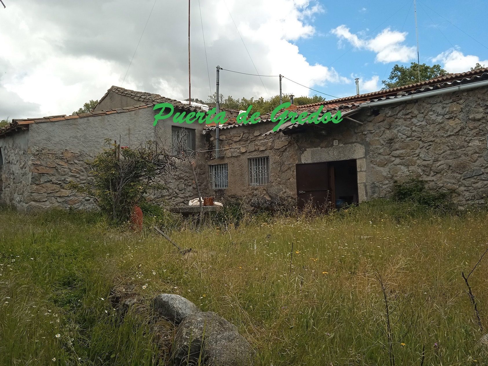 Finca rústica en venta en Villafranca de la Sierra