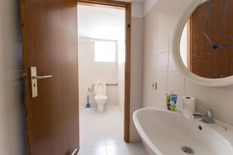 Commercial properties for sale in Gracia