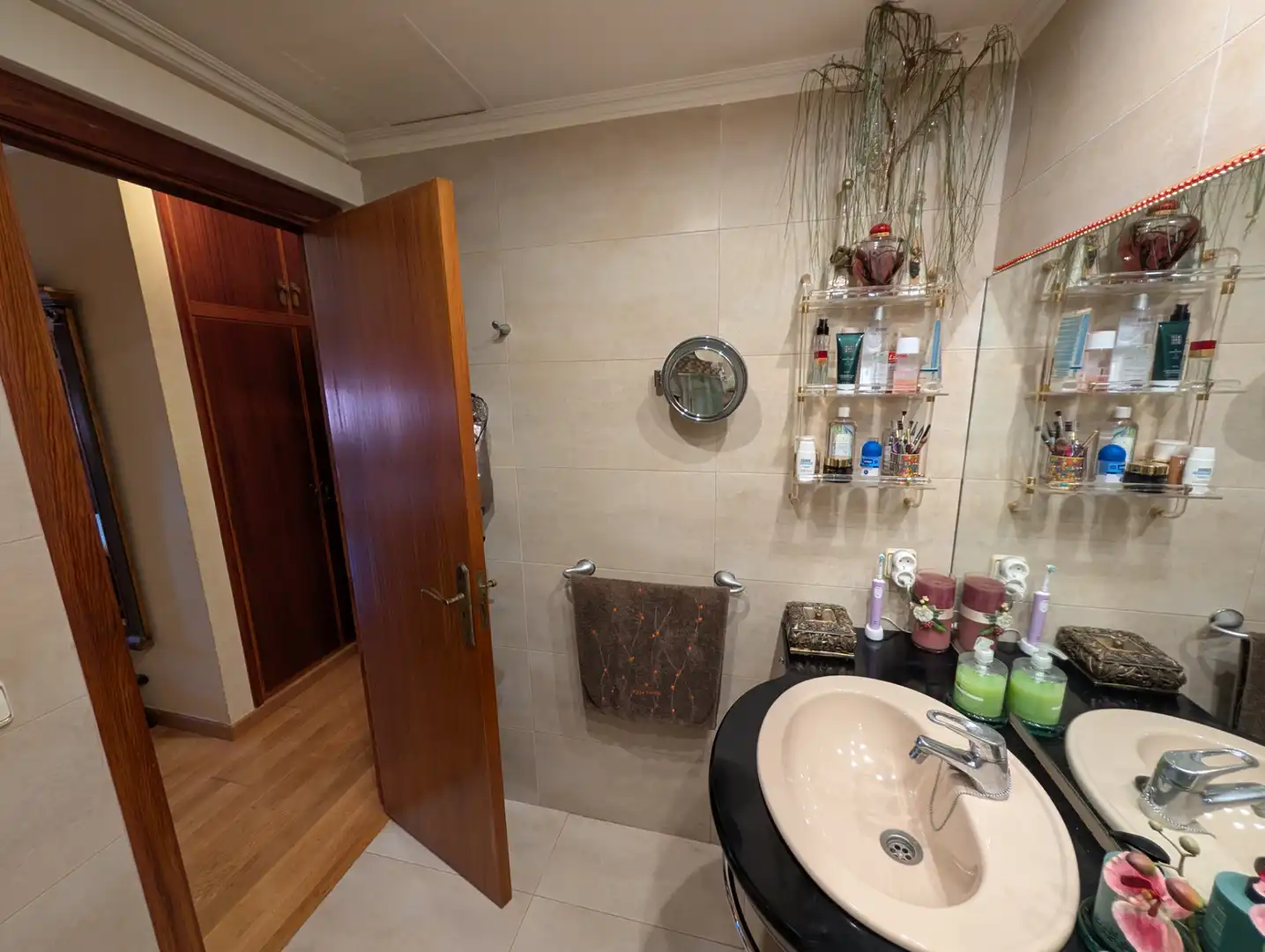 Baño de Piso en venta en  Palma de Mallorca con Aire acondicionado y Amueblado