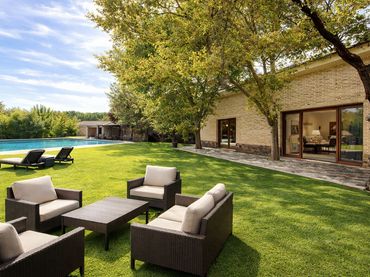 Villa con piscina in vendita a Las Lomas