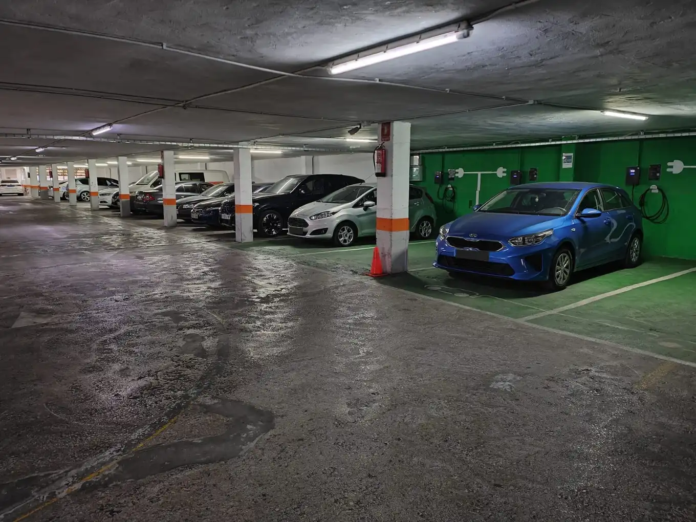 Parking de Garaje de alquiler en Valencia con Alarma