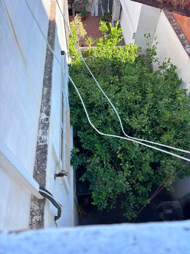 Vista exterior de Casa o xalet en venda en Burjassot amb Terrassa i Balcó