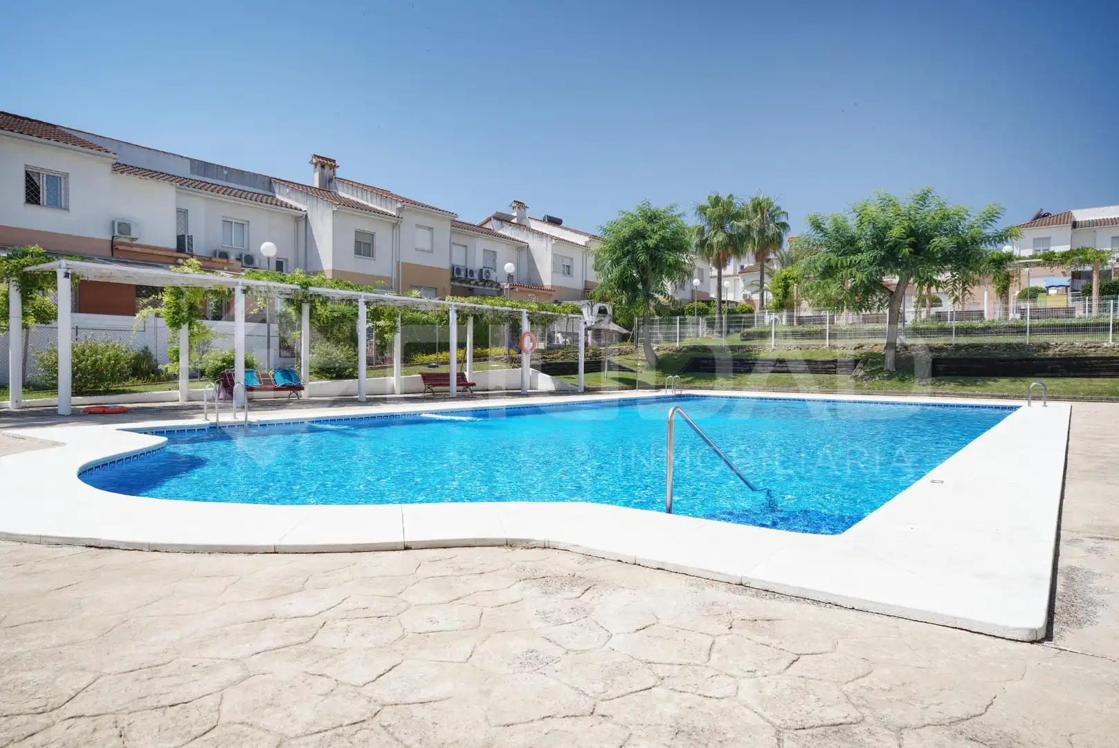 Garden of Houses for sale in San Juan de Aznalfarache  with Air Conditioner, Private garden and Community pool