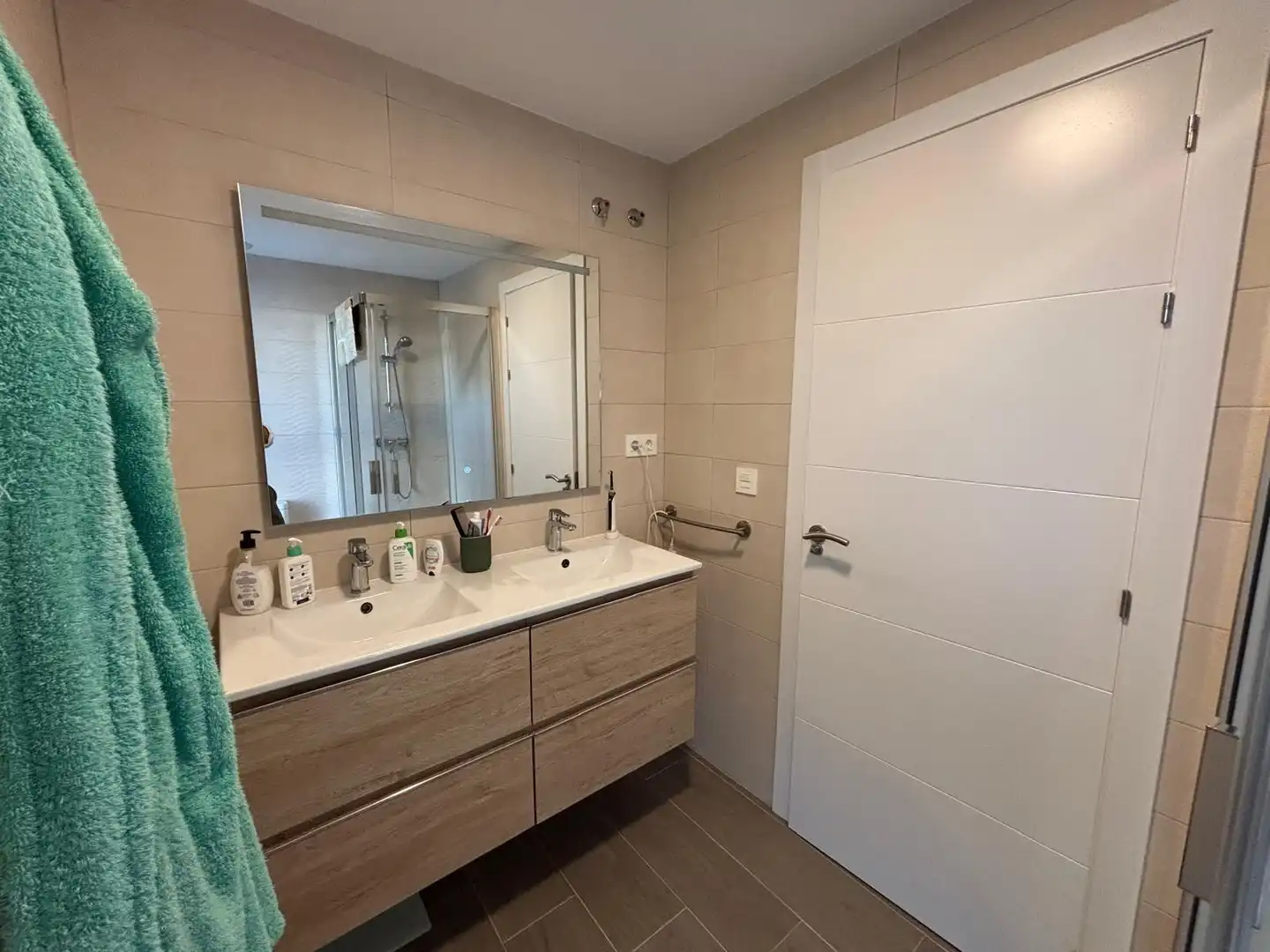 Baño de Casa adosada en venta en Alhaurín de la Torre con Aire acondicionado, Terraza y Trastero