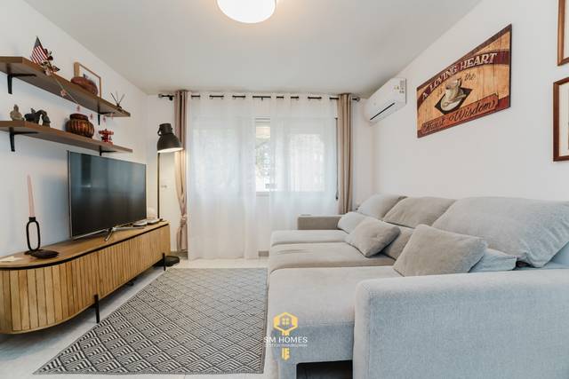 Piso en Venta en Calle de María Teresa Sáenz de Heredia en Ventas