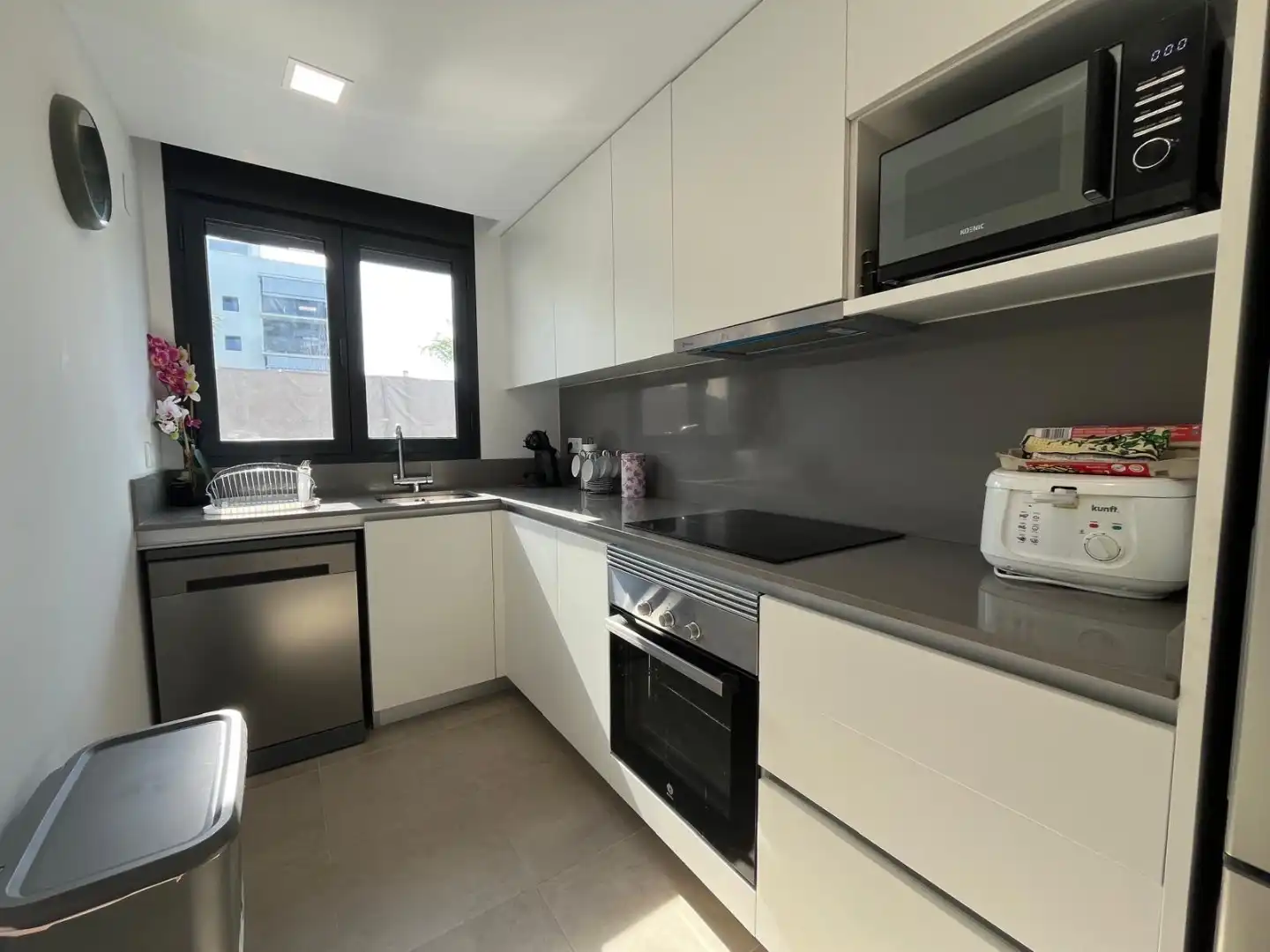 Ground floor with pool for sale in Carrer De Múrcia 143, imagen 8